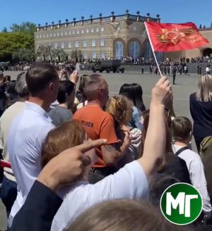 «Молодёжная газета» увидела, как отмечают День Победы в Сухуме