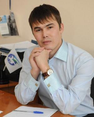 Бөгөн "Шоңҡар" журналының баш мөхәррире Айгиз Баймөхәмәтов тыуған көнөн, 35 йәшлек юбилейын билдәләй!