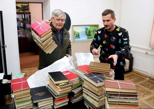 «Подарим книги новым регионам России».