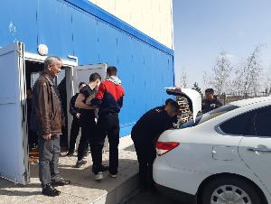 Журналисты Сибайского информационного центра отвезли гуманитарную помощь жителям затопленного Орска